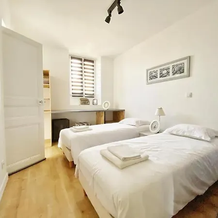 Apartmán Appt. T3 Type Haussmannien Vue Sur Port