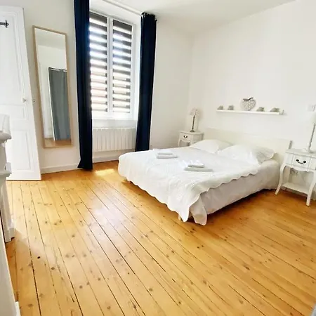 Appt. T3 Type Haussmannien Vue Sur Port Le Pouliguen