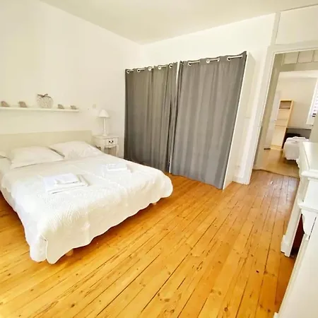 Appt. T3 Type Haussmannien Vue Sur Port Le Pouliguen