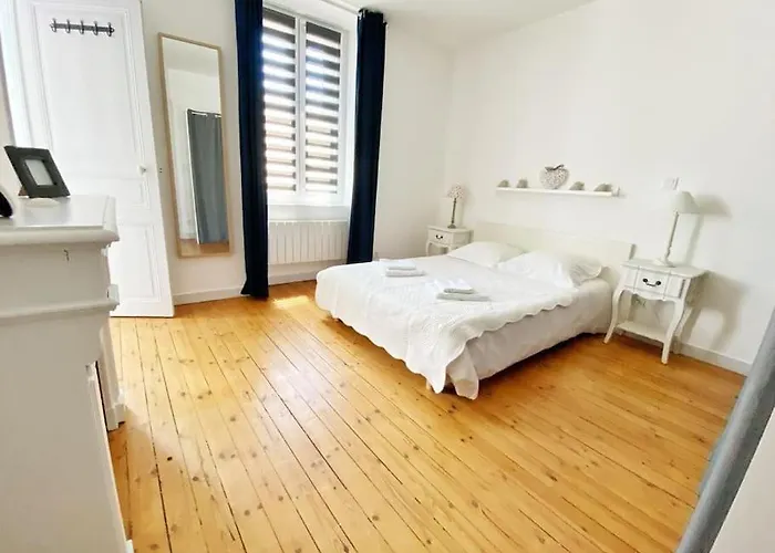 Appt. T3 Type Haussmannien Vue Sur Port Le Pouliguen