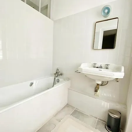 Appt. T3 Type Haussmannien Vue Sur Port