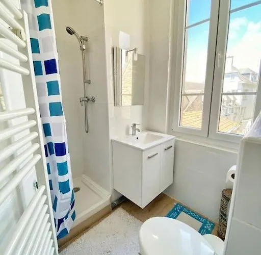 Appt. T3 Type Haussmannien Vue Sur Port Le Pouliguen